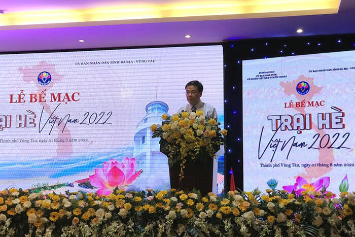 Ông Phạm Quang Hiệu, Thứ trưởng Bộ Ngoại giao, Chủ nhiệm Ủy ban Nhà nước về NVNONN, phát biểu bế mạc Trại hè Việt Nam 2022.