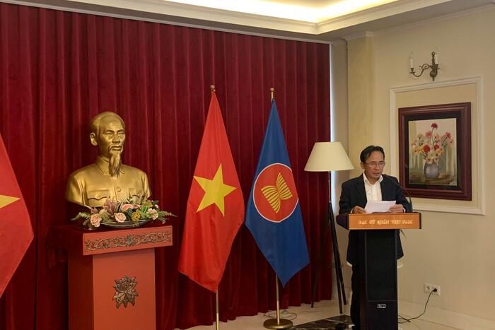 Ông Trần Anh Tuấn - Chủ tịch Hội người Việt Nam tại Ba Lan phát biểu