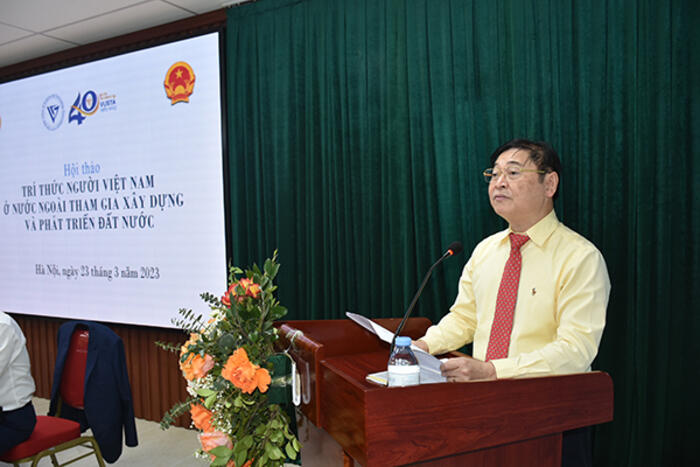 Ông Phan Xuân Dũng, Chủ tịch VUSTA phát biểu tại  Hội thảo