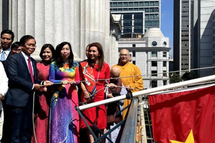 Lễ Thượng cờ tại Tòa thị chính San Francisco