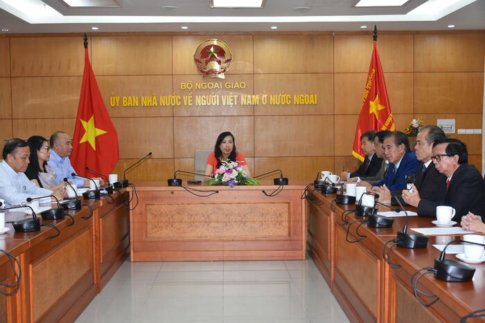 Quang cảnh buổi tiếp