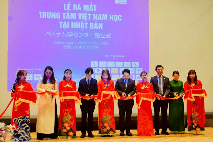Lễ ra mắt “Trung tâm Việt Nam học”, một cơ sở phối hợp nghiên cứu, đào tạo chuyên sâu về Việt Nam tại Nhật Bản