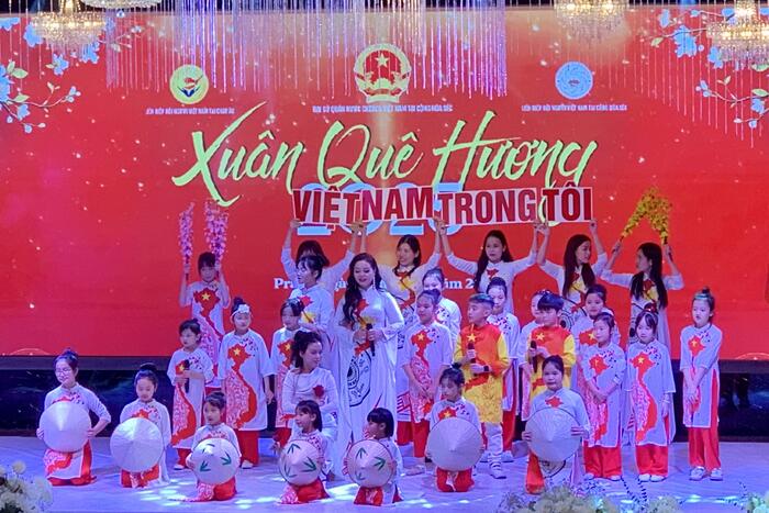 Các đại biểu tham dự Chương trình