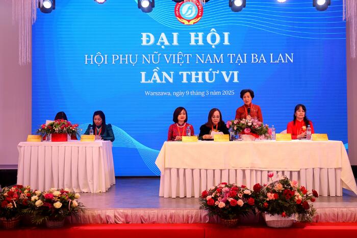  Đại hội Hội Phụ nữ Việt Nam tại Ba Lan lần thứ VI 