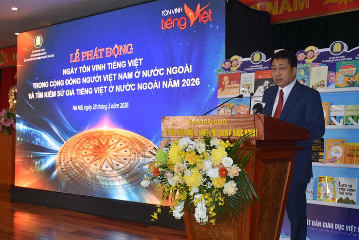 Ông Phạm Vĩnh Thái – Tổng Biên tập Nhà xuất bản Giáo dục Việt Nam phát biểu