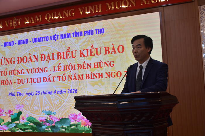 Ông Nguyễn Đắc Thủy - Giám đốc Sở Ngoại vụ Phú Thọ phát biểu tại buổi làm việc