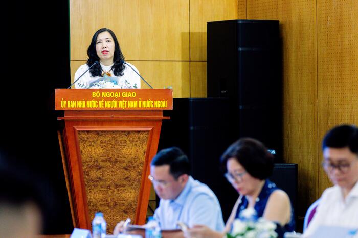 Thứ trưởng Bộ Ngoại giao Lê Thị Thu Hằng phát biểu tại hội thảo