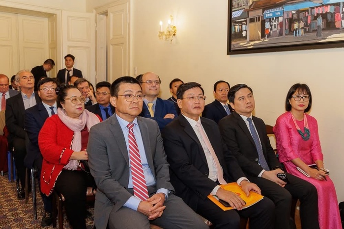 Các đại  biểu tham dự Diễn đàn 