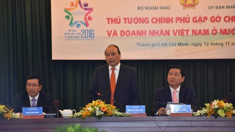 Thủ tướng Nguyễn Xuân Phúc gặp gỡ chuyên gia, trí thức và doanh nhân Việt Nam ở nước ngoài tiêu biểu