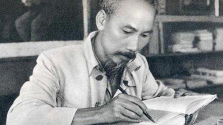 Tận tâm vì hòa bình - Triết học Hồ Chí Minh qua “Nhật ký trong tù”