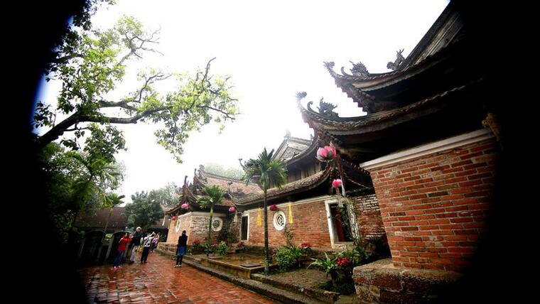 Những đường cong hút hồn ở chùa Tây Phương, Hà Nội