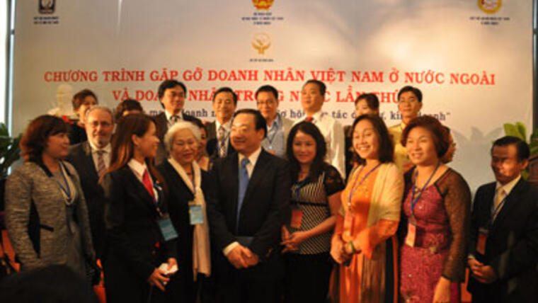 Phát huy nguồn lực người Việt Nam ở nước ngoài cho sự nghiệp xây dựng và phát triển đất nước