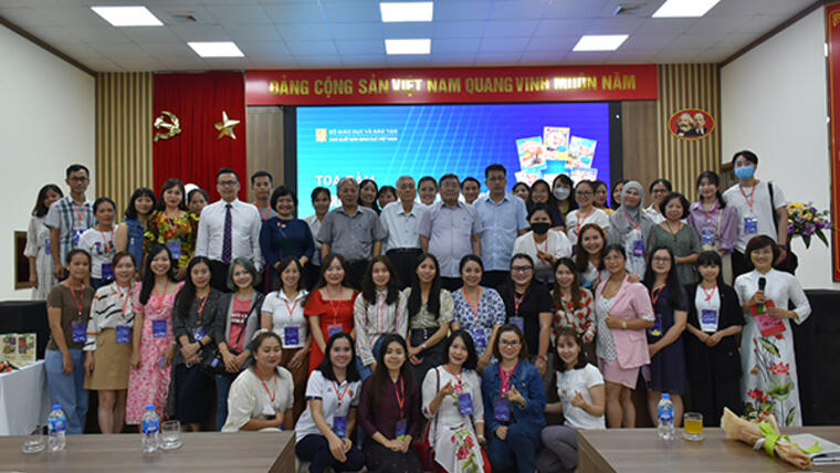 Toạ đàm “Phương pháp dạy tiếng Việt cho trẻ em Việt Nam ở nước ngoài” và Giới thiệu bộ sách “Chào tiếng Việt”