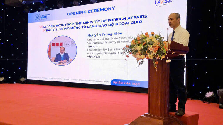 Lãnh đạo Ủy ban dự Diễn đàn Nghiên cứu và phát triển Việt Nam năm 2025 và làm việc với tỉnh Ninh Bình