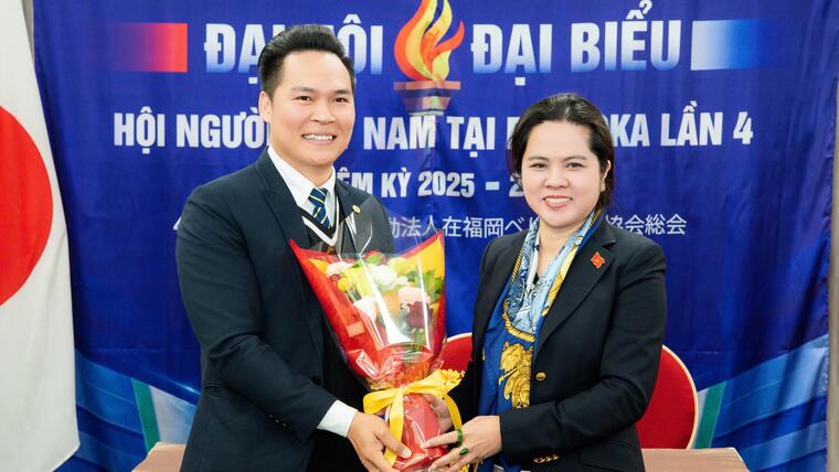 Củng cố khối đại đoàn kết, phát huy vai trò cộng đồng người việt nam tại Kyushu