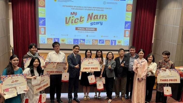 “Câu chuyện Việt Nam của tôi” thắp lửa đam mê nơi đất nước Chùa Vàng