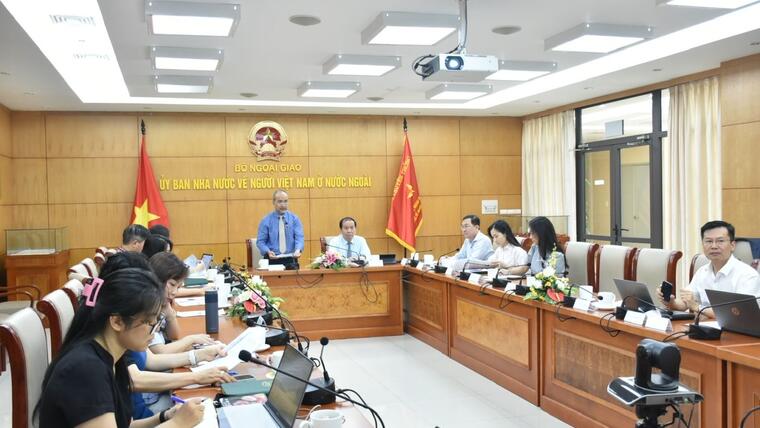 Phổ biến, giải đáp pháp luật cho người Việt Nam đang sinh sống, làm việc và học tập tại Hàn Quốc