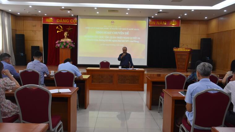 Ủy ban Nhà nước về người Việt Nam ở nước ngoài tổ chức sinh hoạt chuyên đề quán triệt Nghị quyết số 06-NQ/TW của Bộ Chính trị