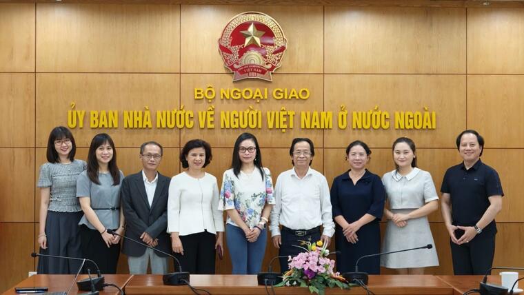 Hội đồng Xét chọn họp lựa chọn Sứ giả tiếng Việt ở nước ngoài năm 2026