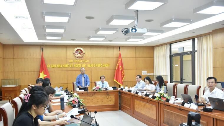 Phổ biến, giải đáp pháp luật cho người Việt Nam đang sinh sống, làm việc và học tập tại Hàn Quốc