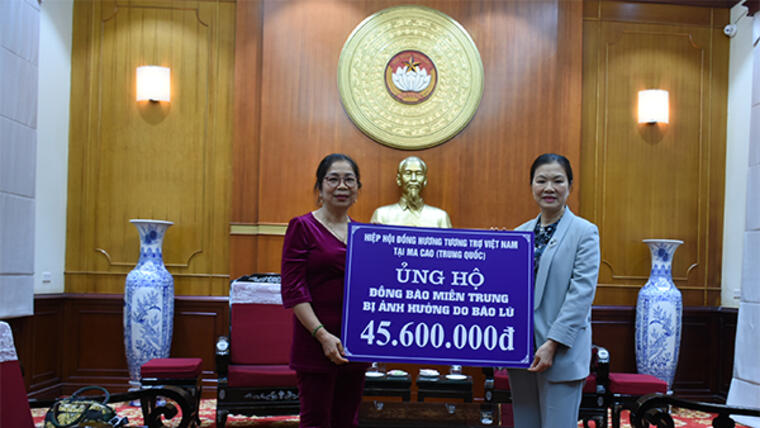 Hiệp hội đồng hương tương trợ Việt Nam tại Ma Cao ủng hộ đồng bào lũ lụt miền Trung