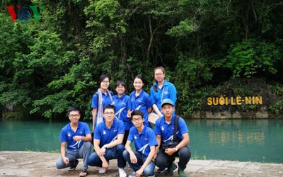 Các bạn sinh viên đại diện UEVF tham gia chuyến tình nguyện 2015 (Ảnh Tuấn Minh- Hương Trà - UEVF)