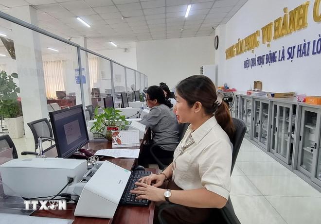 Một trung tâm hành chính công. (Nguồn: TTXVN) ttxvn-hanh-chinh-cong-4558.jpg