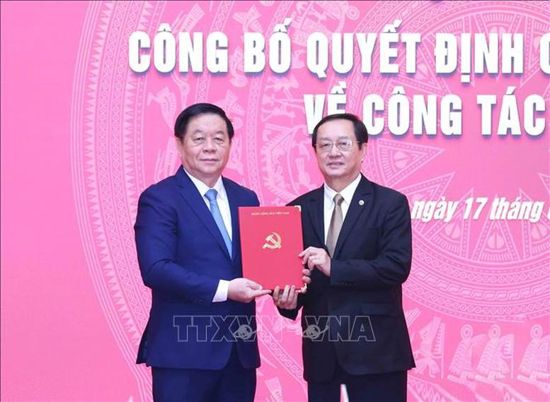 Bộ trưởng Huỳnh Thành Đạt giữ chức Phó Trưởng Ban Tuyên giáo và Dân vận Trung ương- Ảnh 2. Bộ trưởng Huỳnh Thành Đạt giữ chức Phó Trưởng Ban Tuyên giáo và Dân vận Trung ương- Ảnh 2.