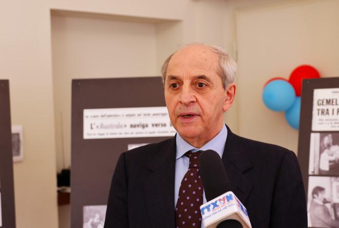 Ông Mauro Alboresi, Tổng Bí thư Đảng Cộng sản Italy, trao đổi với phóng viên TTXVN. (Ảnh: Dương Hoa/TTXVN) italy-2.jpg
