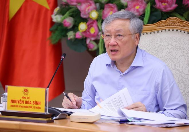 Phó Thủ tướng Thường trực Nguyễn Hòa Bình phát biểu chỉ đạo cuộc họp. (Ảnh: Văn Điệp/TTXVN) pho-thu-tuong-nguyen-hoa-binh-1.jpg