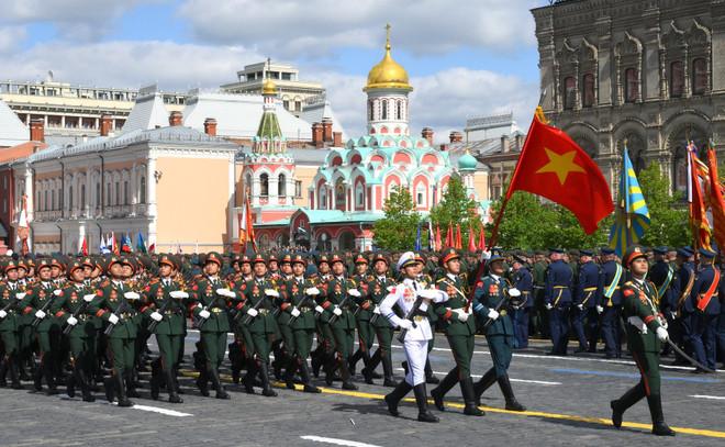 Khoảnh khắc đoàn Quân đội Nhân dân Việt Nam duyệt binh trên Quảng trường Đỏ. doan-quan-doi-viet-nam-le-duyet-binh-0905.jpg