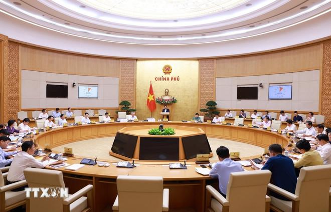 Thủ tướng Phạm Minh Chính chủ trì cuộc họp Chính phủ chuyên đề về việc sắp xếp, tổ chức lại đơn vị hành chính các cấp. (Ảnh: Dương Giang/TTXVN) ttxvn-thu-tuong-pham-minh-chinh-chu-tri-cuoc-hop-chinh-phu-chuyen-de-ve-viec-sap-xep-don-vi-hanh-chinh-cac-cap-8021748.jpg