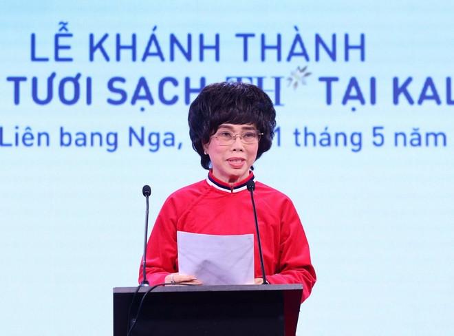Bà Thái Hương, Nhà sáng lập Tập đoàn TH, phát biểu tại Lễ khánh thành Nhà máy chế biến sữa tươi sạch TH của Tập đoàn TH tại tỉnh Kaluga, Liên bang Nga. (Ảnh: Thống Nhất/TTXVN) thai-huong-resize.jpg