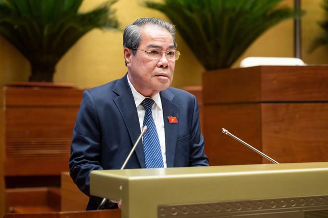 Chủ nhiệm Ủy ban Dân nguyện và Giám sát của Quốc hội Dương Thanh Bình thẩm tra dự án luật. (Ảnh: quochoi.vn) z6592307046326-0d6db906d95ad18eb7e86da60b5cd43a.jpg