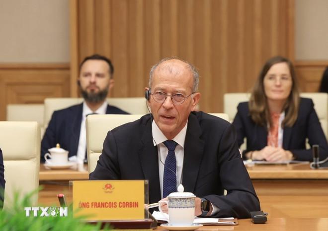 Ông François Corbin, Phó Chủ tịch Nghiệp đoàn Medef International, đại diện đặc biệt của Bộ trưởng châu Âu và Ngoại giao Pháp về quan hệ kinh tế với các nước ASEAN phát biểu. (Ảnh: Tuấn Anh/TTXVN) ttxvn-pho-thu-tuong-ho-duc-phoc-tiep-doan-doanh-nghiep-phap-3.jpg