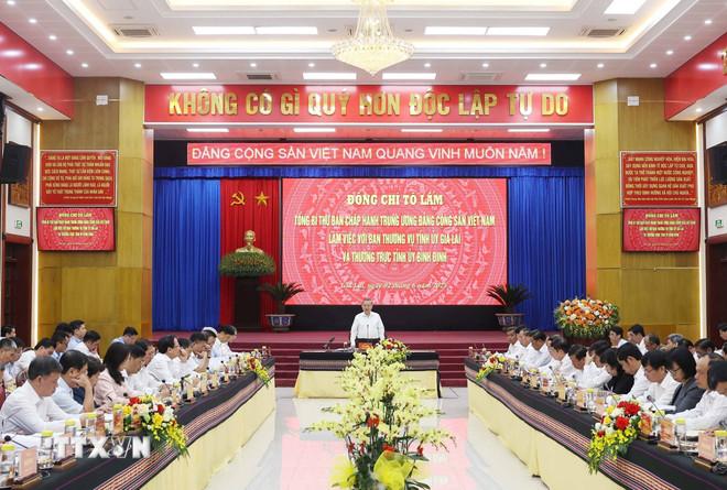 Tổng Bí thư Tô Lâm phát biểu chỉ đạo. (Ảnh: Thống Nhất/TTXVN) ttxvn-tong-bi-thu-to-lam-lam-viec-voi-ban-thuong-vu-tinh-uy-gia-lai-va-thuong-truc-tinh-uy-binh-dinh-0206-4.jpg