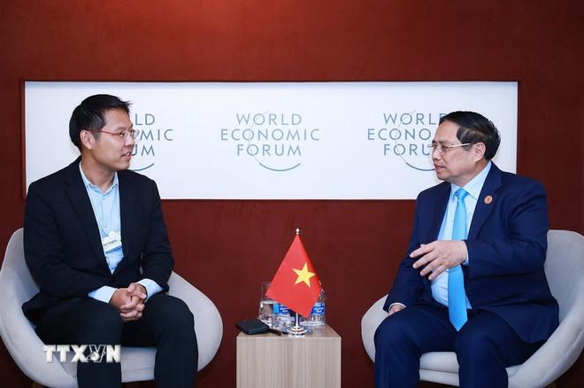 Thủ tướng Phạm Minh Chính tiếp ông Tan Yinglan, Tổng Giám đốc điều hành Quỹ Đầu tư mạo hiểm Insignia Ventures Partners (Singapore). (Ảnh: Dương Giang/TTXVN) ttxvn-2506-thu-tuong-tiep-tap-doan-2.jpg
