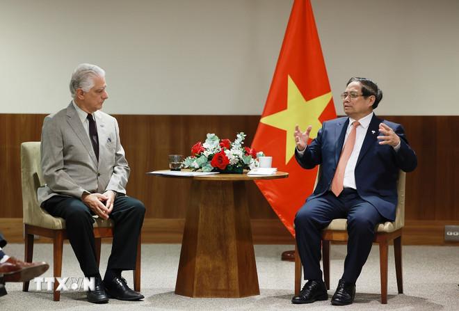 Thủ tướng Phạm Minh Chính tiếp ông Luiz Césio Caetano, Chủ tịch Liên đoàn Công nghiệp bang Rio de Janeiro (Firjan). (Ảnh: Dương Giang/TTXVN) ttxvn-thu-tuong-pham-minh-chinh-tiep-lanh-dao-mot-so-tap-doan-hang-dau-brazil-8136319-1.jpg