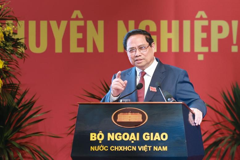 Thủ tướng: Xây dựng ngành ngoại giao chuyên nghiệp, văn minh, hiện đại, nhân văn, hiệu quả- Ảnh 7. Thủ tướng: Xây dựng ngành ngoại giao chuyên nghiệp, văn minh, hiện đại, nhân văn, hiệu quả- Ảnh 7.