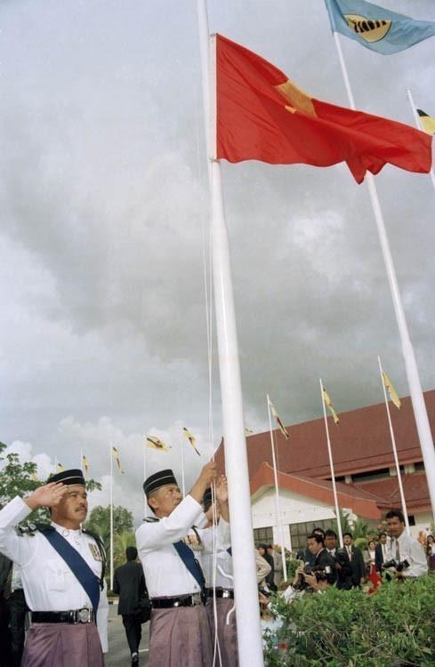 vna-potal-viet-nam-dong-gop-tich-cuc-chu-dong-va-co-trach-nhiem-vao-su-phat-trien-cua-asean-8164296.jpg