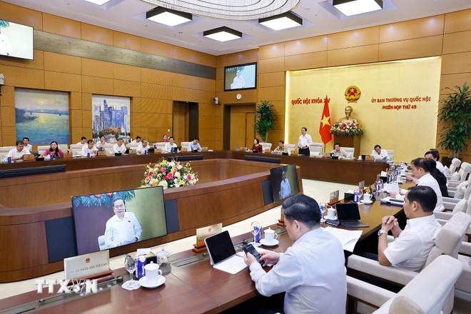 Chủ tịch Quốc hội Trần Thanh Mẫn phát biểu khai mạc phiên họp. (Ảnh: Doãn Tấn/TTXVN) ttxvn-chu-tich-quoc-hoi-phat-bieu-khai-mac-phien-hop-thu-49-cua-uy-ban-thuong-vu-quoc-hoi-5.jpg