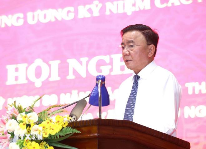 Ông Trần Cẩm Tú, Ủy viên Bộ Chính trị, Thường trực Ban Bí thư, Trưởng Ban Chỉ đạo Trung ương phát biểu chỉ đạo Hội nghị. (Ảnh: Phương Hoa/TTXVN) ttxvn-hoi-nghi-tong-ket-cac-hoat-dong-ky-niem-a80-10.jpg