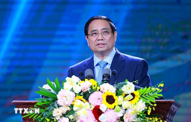 Thủ tướng Phạm Minh Chính phát biểu tại Lễ trao Giải Báo chí toàn quốc phòng, chống tham nhũng, lãng phí, tiêu cực lần thứ 5, năm 2024-2025. (Ảnh: Dương Giang/TTXVN) ttxvn-thu-tuong-giai-bao-chi-chong-tham-nhung-1.jpg