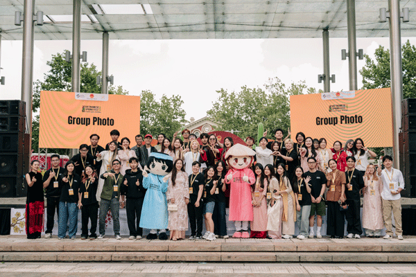 Xuân Quê Hương 2025 tại Perth: Hơi thở Tết Việt giữa lòng Tây Úc và những tấm lòng hướng về miền Trung