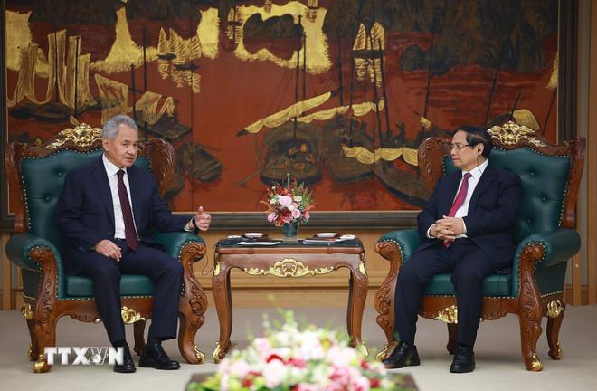 Thủ tướng Phạm Minh Chính tiếp Đại tướng Sergei Shoigu, Thư ký Hội đồng An ninh Liên bang Nga. (Ảnh: Dương Giang/TTXVN) ttxvn-thu-tuong-tiep-thu-ky-hoi-dong-an-ninh-lien-bang-nga-1012-2.jpg