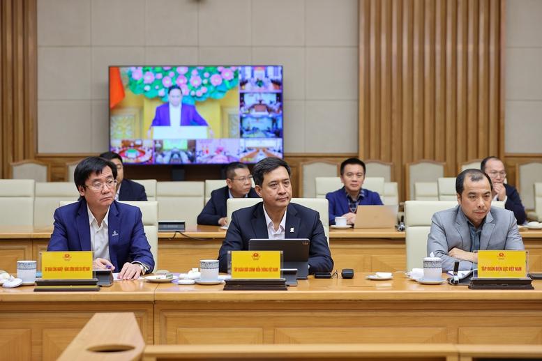 Thủ tướng: Không có lý do để trì hoãn 'Chiến dịch Quang Trung' xây dựng lại nhà ở cho người dân- Ảnh 4. Thủ tướng: Không có lý do để trì hoãn 'Chiến dịch Quang Trung' xây dựng lại nhà ở cho người dân- Ảnh 4.