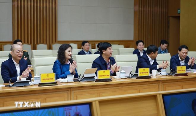 Các đại biểu tham dự Hội nghị sơ kết triển khai xây dựng nhà cho nhân dân bị thiệt hại do bão lũ tại khu vực miền Trung. (Ảnh: Dương Giang/TTXVN) ttxvn-3012-thu-tuong-xoa-nha-tam-2.jpg