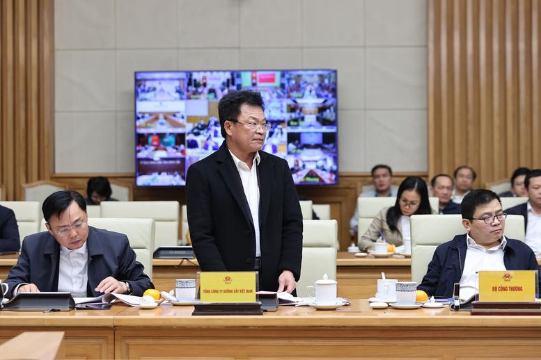 Thủ tướng: Khẩn trương đề xuất công nghệ, hình thức đầu tư với đường sắt tốc độ cao Bắc – Nam- Ảnh 4. Thủ tướng: Khẩn trương đề xuất công nghệ, hình thức đầu tư với đường sắt tốc độ cao Bắc – Nam- Ảnh 4.