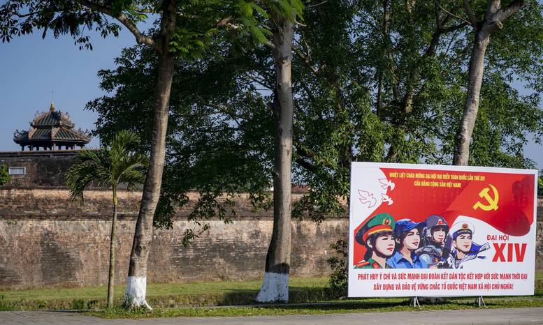 Rực rỡ cờ, hoa chào mừng Đại hội XIV của Đảng- Ảnh 18.