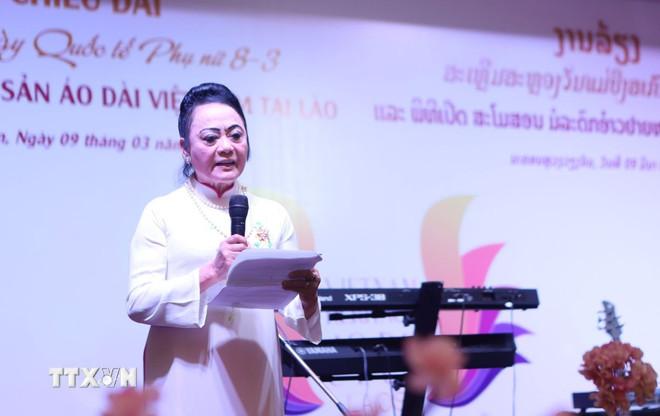 ttxvn-ao-dai-lao-3.jpg